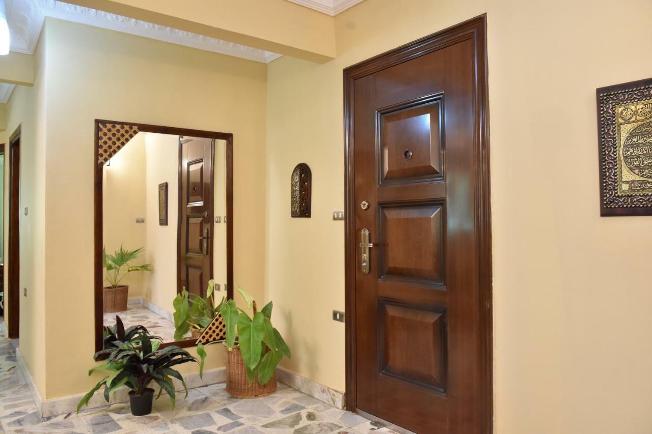 Two-Bedroom Apartment At Mohamed Farid Street Kahire Dış mekan fotoğraf