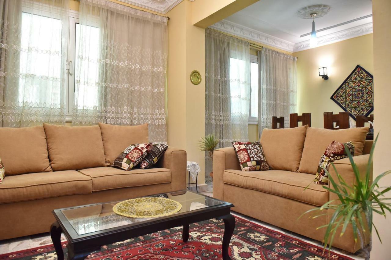 Two-Bedroom Apartment At Mohamed Farid Street Kahire Dış mekan fotoğraf