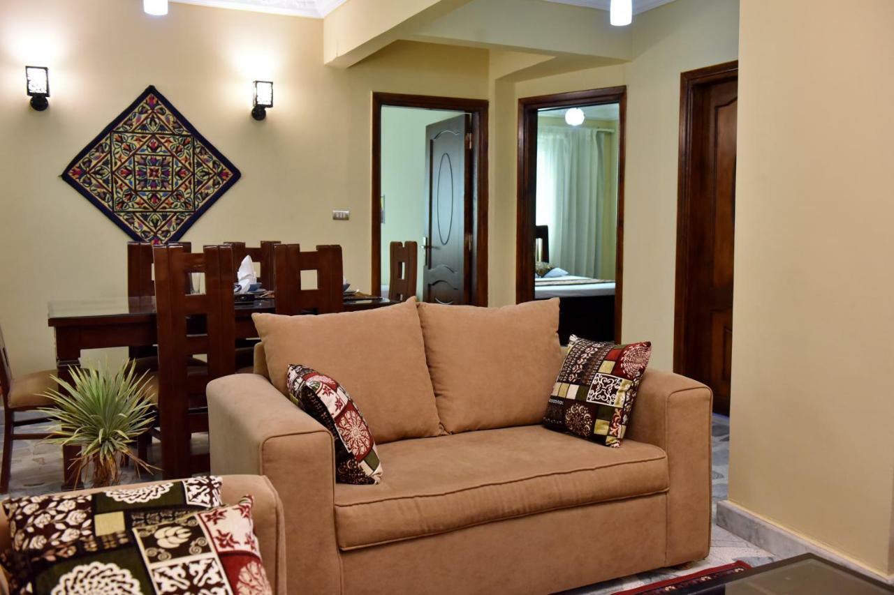 Two-Bedroom Apartment At Mohamed Farid Street Kahire Dış mekan fotoğraf