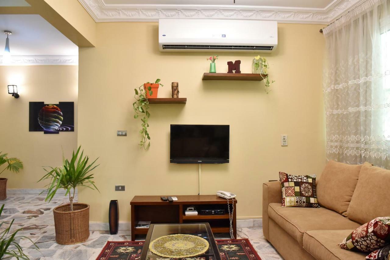Two-Bedroom Apartment At Mohamed Farid Street Kahire Dış mekan fotoğraf