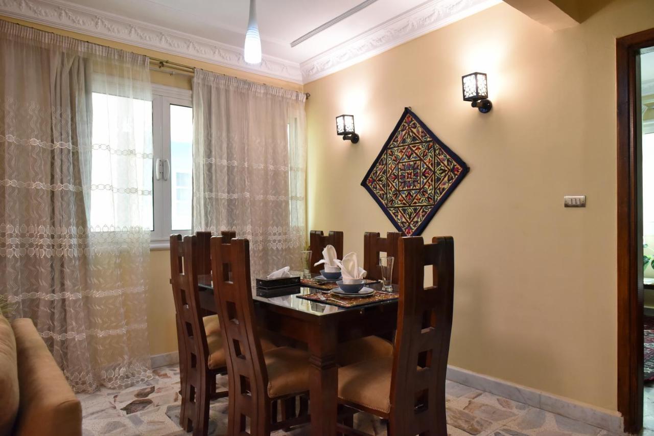 Two-Bedroom Apartment At Mohamed Farid Street Kahire Dış mekan fotoğraf